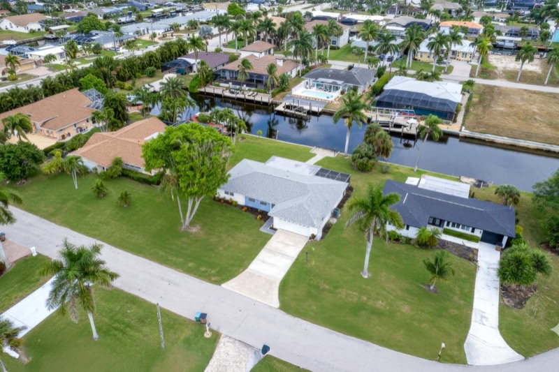 Aerial front view in daylight